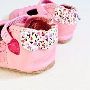 Robeez Shoes - Robeez 'Pandora' Pink Leather Soft Sole Shoes Robeez Shoes - Robeez 'Pandora' Pink Leather Soft Sole Shoes